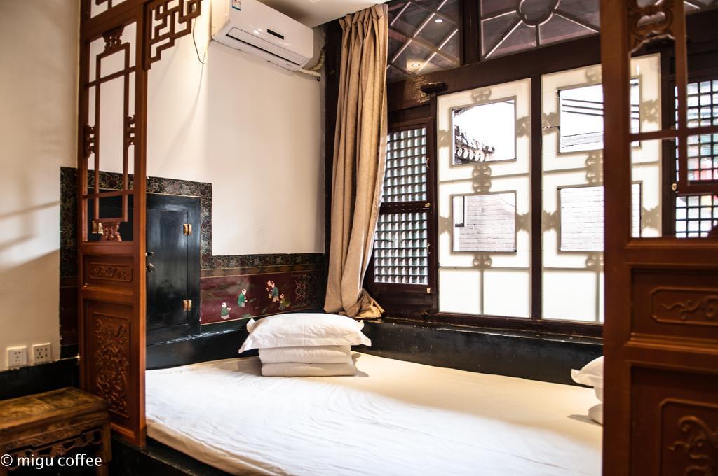 Fly By Knight Pingyao Courtyard Hotel ภายนอก รูปภาพ